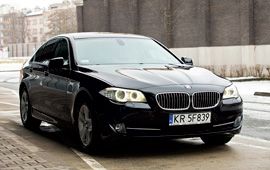 Samochód na wynajem z kierowcą - BMW 5